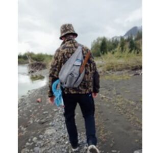 Kavu Sling Back Rope Canvas Backpack Caring Bag geometric design Navy Blue